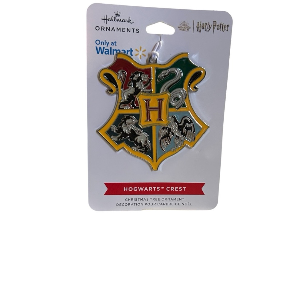 NWT Hallmark Harry Potter Hogwarts Crest Ornament Exclusive Christmas Decor - Picture 2 of 8